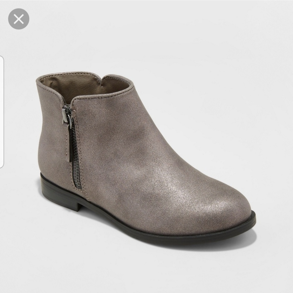 Girls pewter ankle Booties
